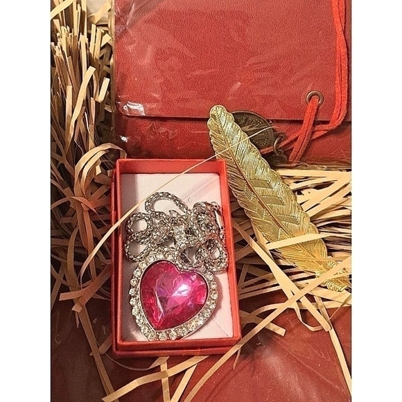 Mom Gift Set Tumblr Necklace Book Present - Picture 6 of 8